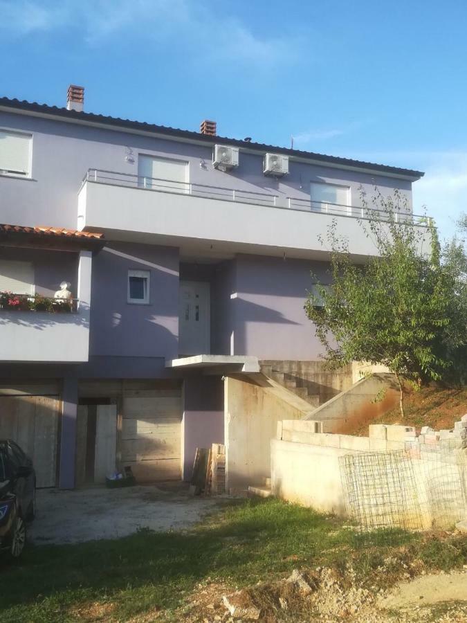 דירות PUY Apartman Ki מראה חיצוני תמונה